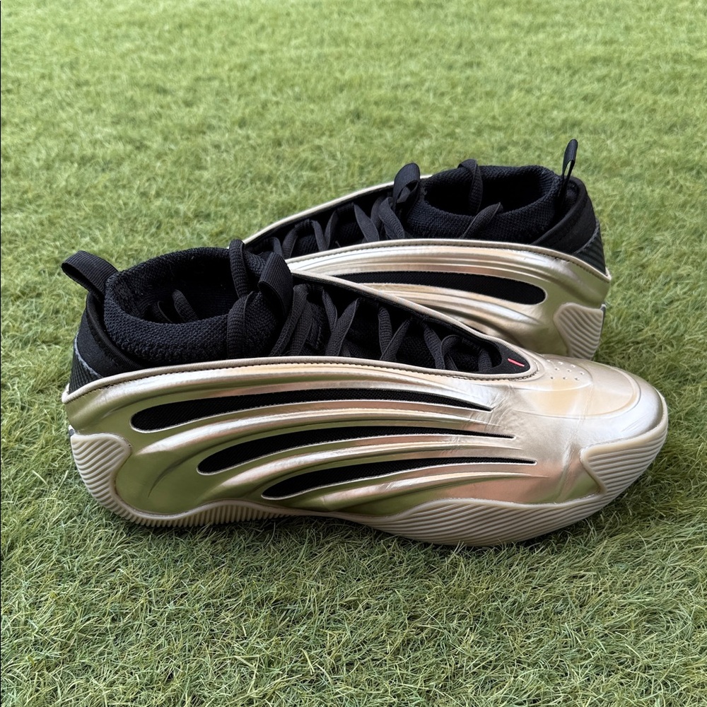 Adidas Harden Volume 9